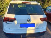 Usata VW Tiguan Business 125 CV (91 kW) 2018 Bianco SUV