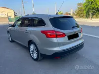 Usata Ford Focus Titanium 120 CV (88 kW) 2016 Giallo Station wagon