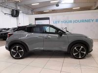 Usata Nissan Juke 94 CV (69 kW) 2023 Grigio platinum SUV