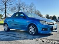 Usata Opel Tigra Sport 69 CV (50 kW) 2005 Blu Cabrio