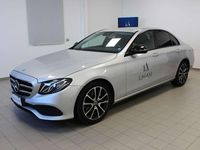 Usata Mercedes E220 Business 194 CV (142 kW) 2019 Argento Berlina