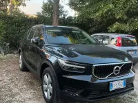Usata Volvo XC40 Momentum 150 CV (110 kW) 2019 Nero SUV