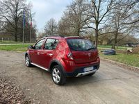 Brugt Dacia Sandero Stepway 90 HK (66 kW) 2013 Rød Sedan