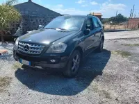 Usata Mercedes ML320 224 CV (164 kW) 2007 Nero SUV
