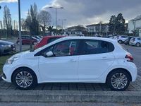 Usata Peugeot 208 Signature Sky 83 CV (61 kW) 2019 Utilitaria
