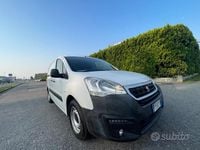 Usata Peugeot Partner 99 CV (72 kW) 2017 Bianco Monovolume