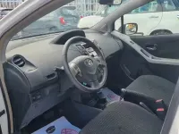 Usata Toyota Yaris Sol 100 CV (73 kW) 2011 Bianco Utilitaria