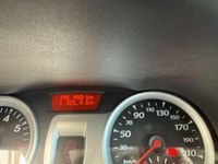 Usata Renault Clio II Dynamique 75 CV (55 kW) 2010 Berlina