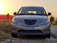 Usata Lancia Ypsilon 60 CV (44 kW) 2008 Grigio Utilitaria