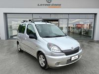 Usata Toyota Yaris Verso Sol 75 CV (55 kW) 2002 Argento Monovolume