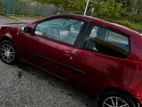 Usata Fiat Punto 69 CV (50 kW) 2004 Rosso Utilitaria
