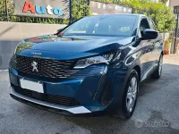 Usata Peugeot 3008 131 CV (96 kW) 2022 Verde SUV