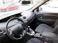 Usata Renault Scénic III LIMITED 110 CV (80 kW) 2015 Nero Monovolume