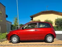 Usata Lancia Ypsilon 60 CV (44 kW) 2006 Rosso Utilitaria