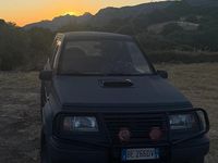 Usata Suzuki Vitara 75 CV (55 kW) 1993 Grigio SUV