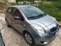 Usata Toyota Yaris 90 CV (66 kW) 2006 Grigio Utilitaria