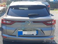 Usata Renault Talisman 150 CV (110 kW) 2020 Grigio Station wagon
