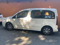 Usata Citroën Berlingo 98 CV (72 kW) 2012 Bianco Monovolume