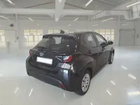 Usata Toyota Yaris Hybrid Business Edition 92 CV (67 kW) 2023 Nero Berlina