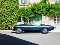 Usata Jaguar E-Type 269 CV (197 kW) 1962 Blu Cabrio