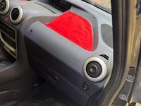 Usata Peugeot 1007 70 CV (51 kW) 2006 Nero Monovolume