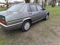 Usata Alfa Romeo 90 120 CV (88 kW) 1986 Grigio Berlina