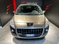 Usata Peugeot 3008 Premium 110 CV (80 kW) 2010 Grigio Station wagon