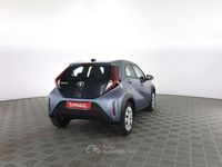 Usata Toyota Aygo X Active 72 CV (52 kW) 2025 Persian salt SUV