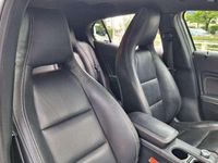 Usata Mercedes GLA220 170 CV (125 kW) 2015 Grigio scuro metallizzato SUV