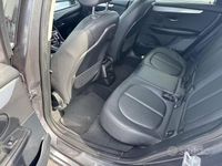 Usata BMW 218 Luxury Line 149 CV (109 kW) 2019 Grigio Station wagon