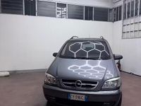 Usata Opel Zafira 96 CV (70 kW) 2005 Grigio Monovolume