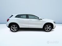 Usata Mercedes GLA180 108 CV (79 kW) 2018 Bianco SUV