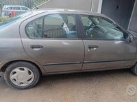 Usata Nissan Primera 102 CV (75 kW) 1997 Grigio Berlina