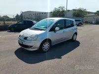Usata Renault Modus 75 CV (55 kW) 2009 Grigio Monovolume