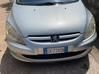 Usata Peugeot 307 88 CV (64 kW) 2004 Grigio Station wagon