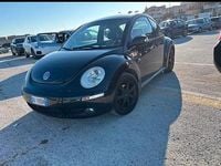 Usata VW New Beetle 105 CV (77 kW) 2006 Nero Utilitaria