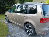 Usata VW Touran Comfortline 105 CV (77 kW) 2013 Bronzo Monovolume