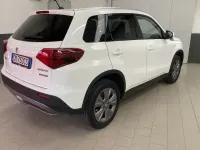 Usata Suzuki Vitara Cool 129 CV (94 kW) 2023 Bianco SUV