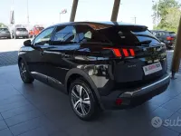 Usata Peugeot 3008 Allure 131 CV (96 kW) 2022 Nero SUV