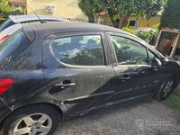 Gebraucht Peugeot 207 73 PS (53 kW) 2008 Schwarz Limousine