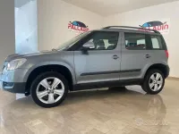 Usata Skoda Yeti Active 105 CV (77 kW) 2012 Grigio SUV