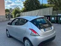 Usata Lancia Ypsilon 60 CV (44 kW) 2015 Grigio Utilitaria
