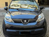 Usata Peugeot 107 68 CV (50 kW) 2007 Nero Utilitaria