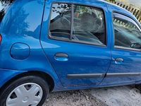 Usata Renault Clio II 75 CV (55 kW) 2005 Blu Utilitaria