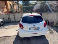 Usata Peugeot 208 83 CV (61 kW) 2019 Bianco Utilitaria
