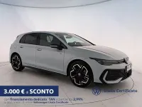 Nuova VW Golf VIII R-line Plus 150 CV (110 kW) 2026 Crystal ice blue metallizzato Berlina