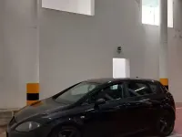 Begagnad Seat Leon 105 HK (77 kW) 2006 Svart Halvkombi