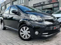 Usata Toyota Aygo Connect Style 68 CV (50 kW) 2013 Nero Utilitaria