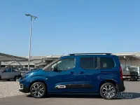 Usata Citroën Berlingo Start 131 CV (96 kW) 2021 Blu/azzurro Monovolume