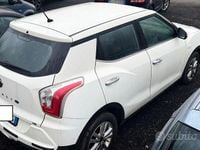Usata SsangYong Tivoli 116 CV (85 kW) 2016 Bianco SUV